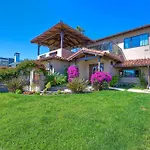 5194 Carlsbad Lower